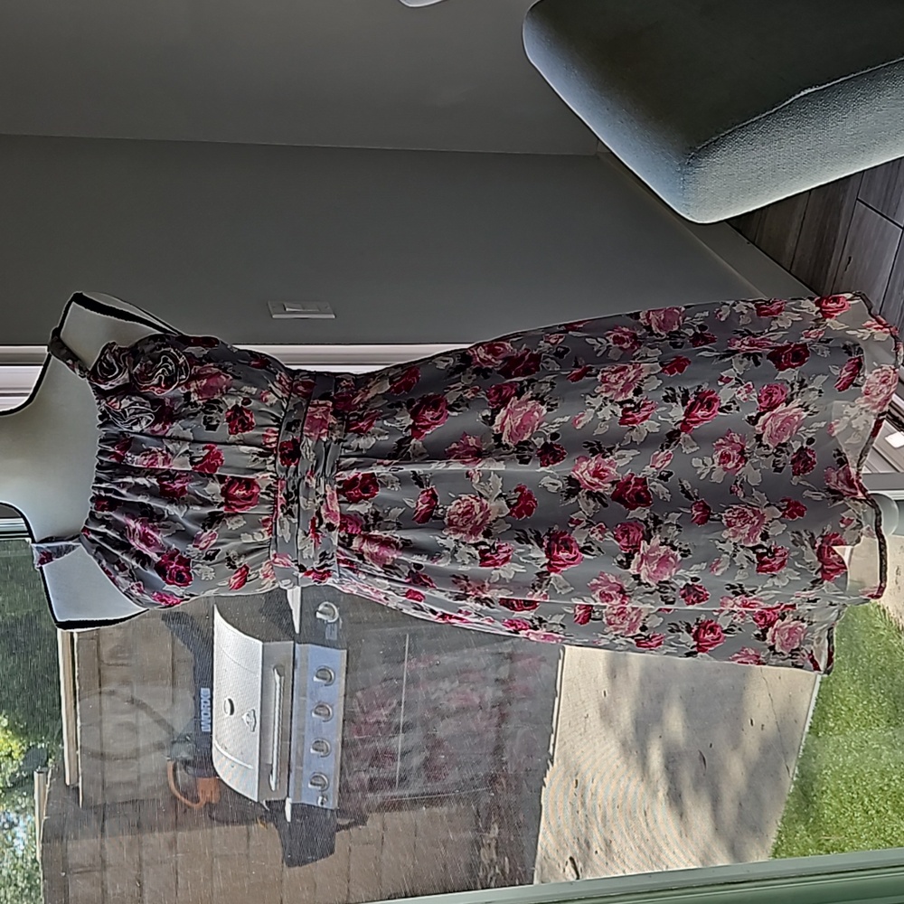Romy floral dress M